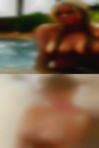Stood up nude girls.